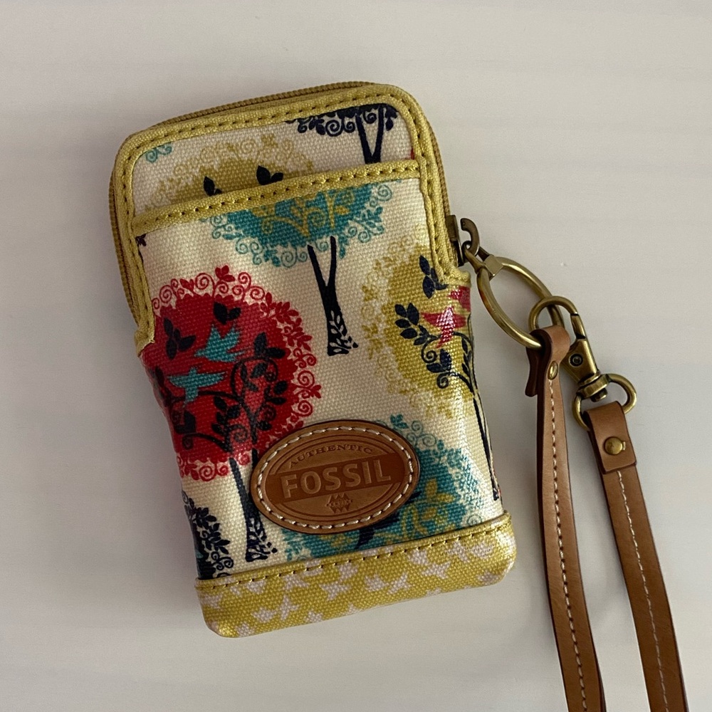 Fossil Key-Per Coated Canvas Phone Wristlet Wallet
